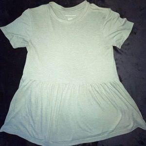 American Eagle Short Sleeve Flowy Top